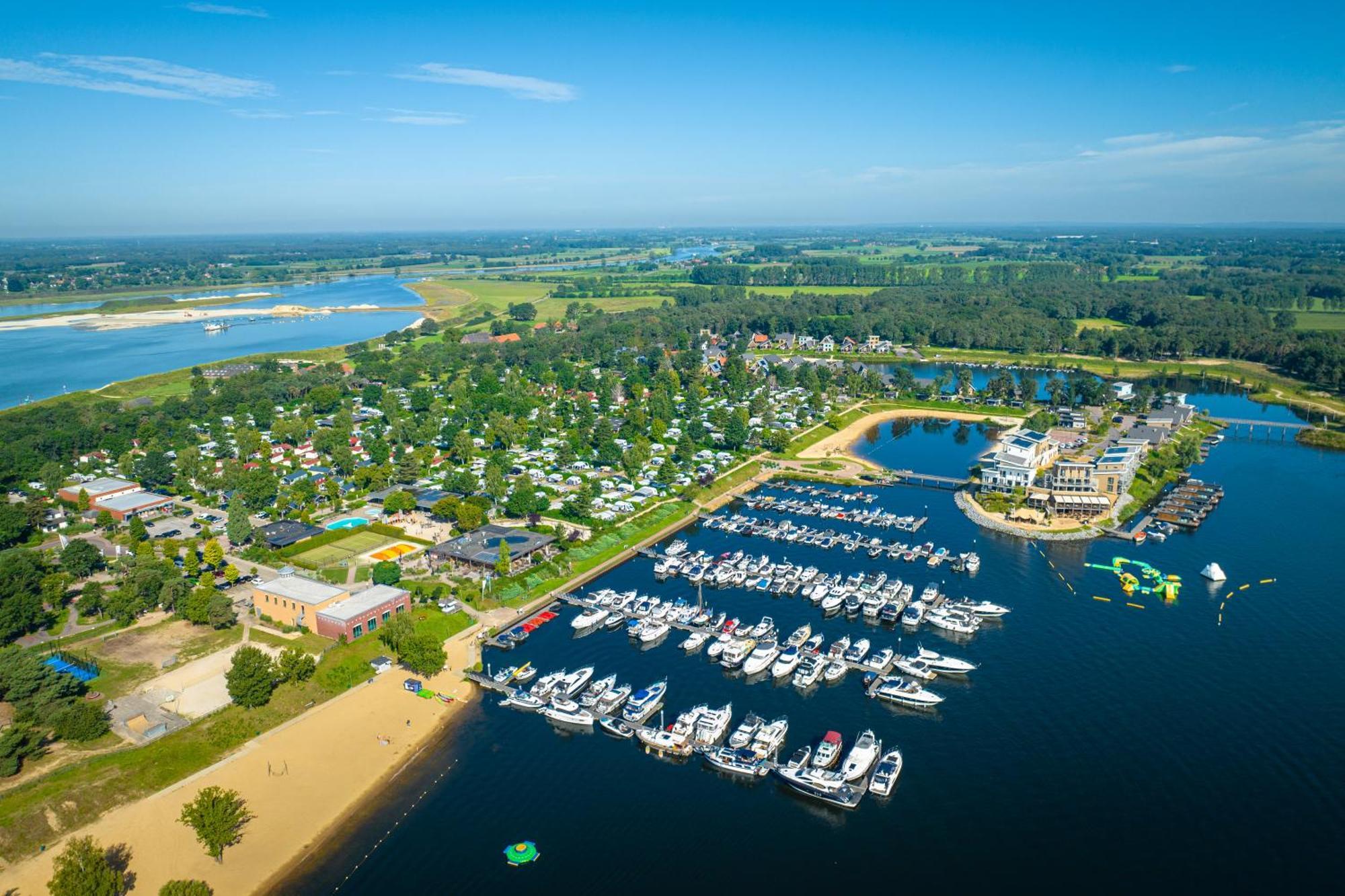 Vakantie & Resort Leukermeer Well  Luaran gambar